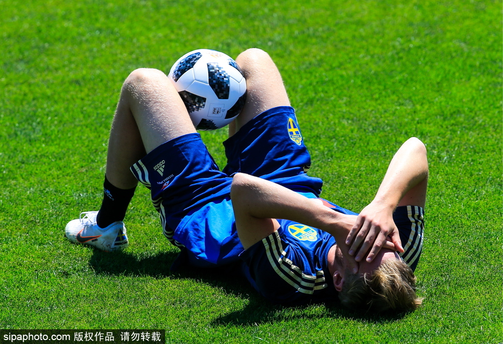 亚博体育-巅峰冠军足球冠军之路